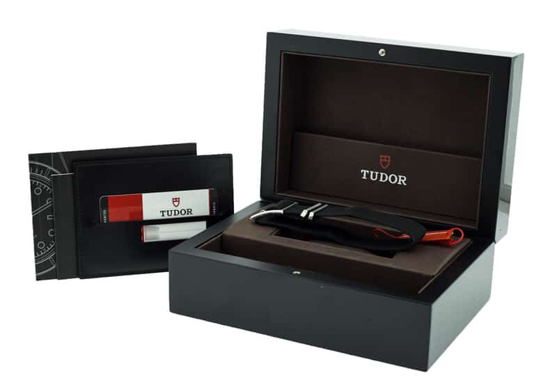 Tudor Heritage Black Bay 79220R